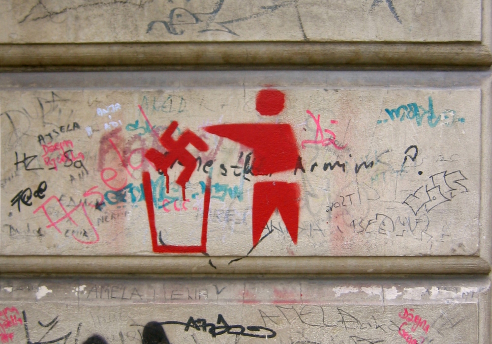 Antifaschistische-Graffiti-in-Sarajevo